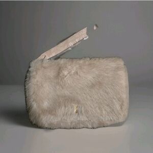 Victoria's Secret Blush Pink Faux Fur Tech Wallet Wristlet Phone Clutch Gift NWT